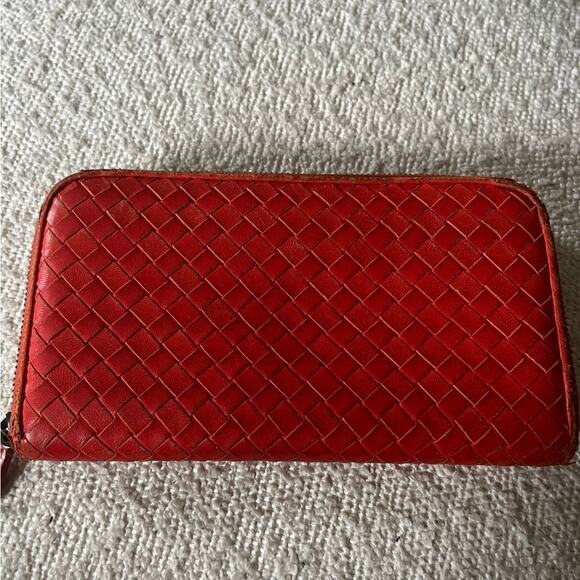 Bottega Veneta Zip-Around Wallet in Red. EUC